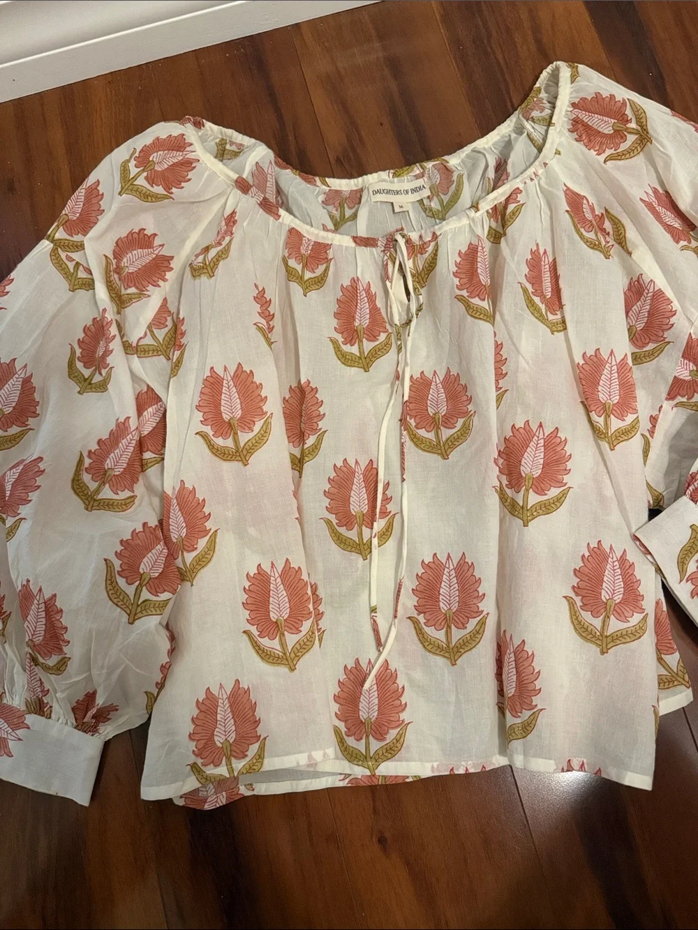 Daughters of India ria blouse strawberry cream new boho flowy top medium - Picture 3 of 6